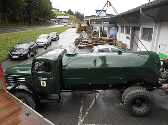 Wassertank montiert auf dem Fahrgestell